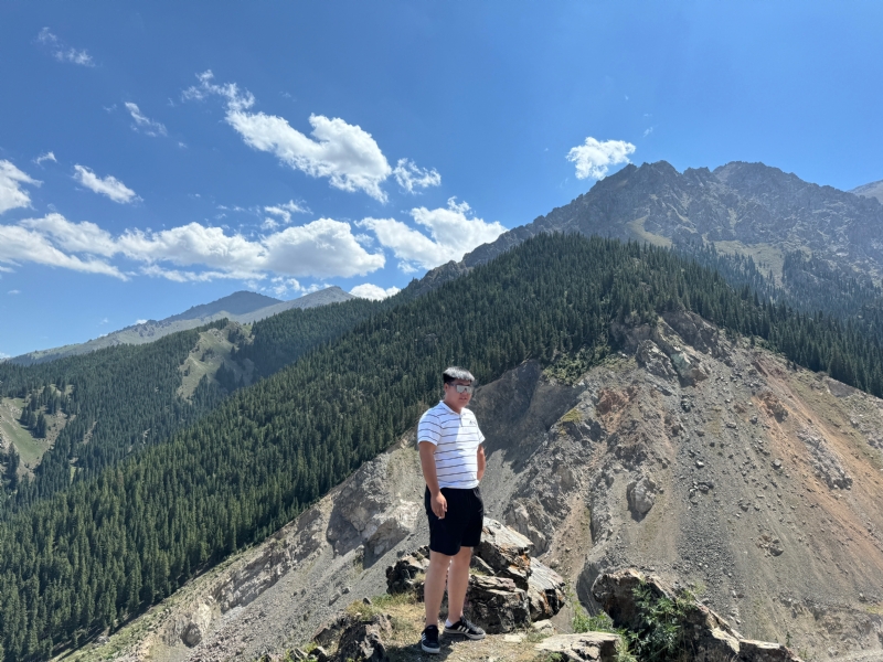 从众的第一张照片--新乡相亲服务中心