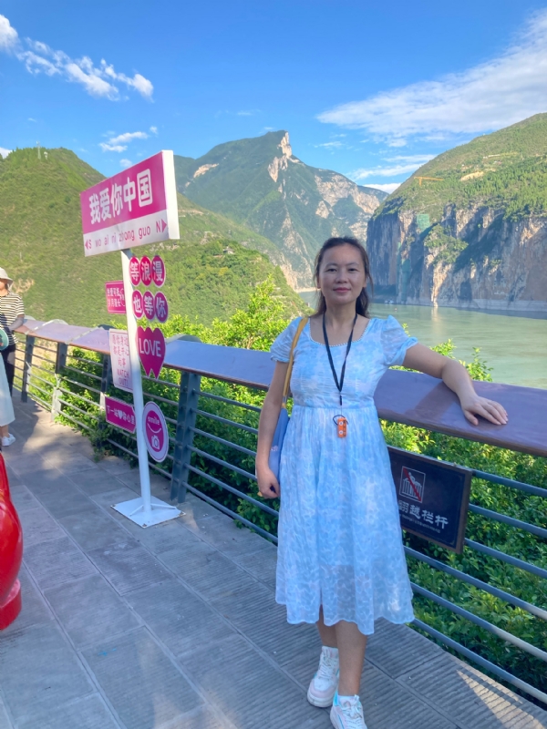 君81的第三张照片--新乡相亲服务中心