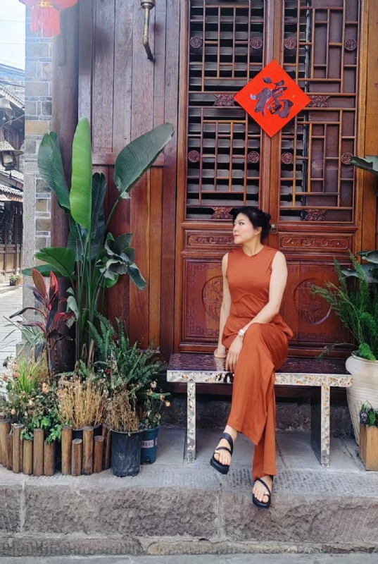 宛霞的第一张照片--新乡相亲服务中心