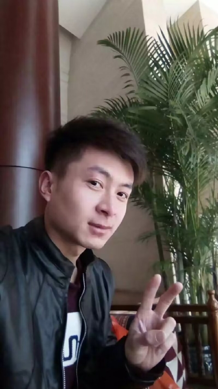 蓝锋的第一张照片--新乡相亲服务中心