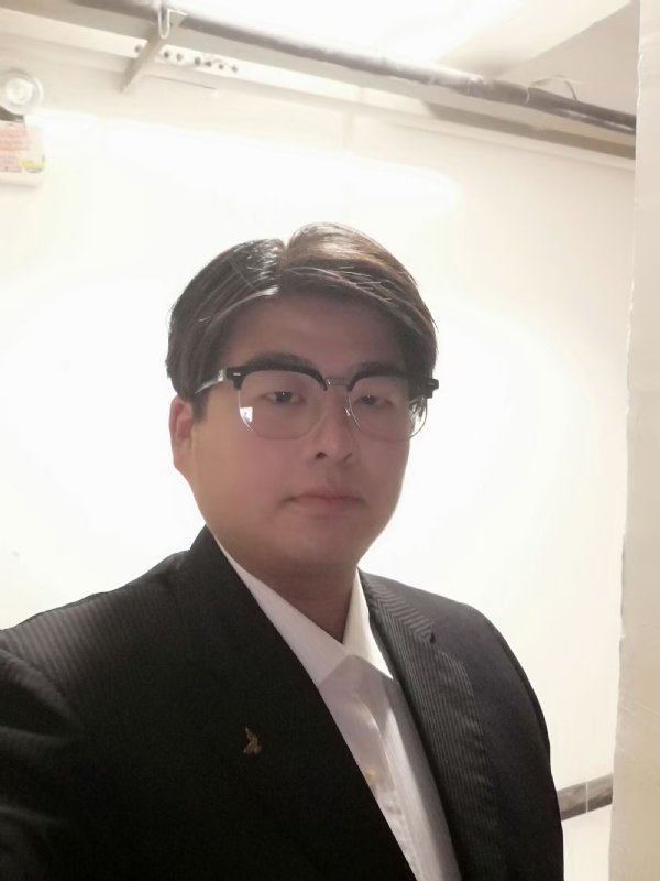 孤独一人的第一张照片--新乡相亲服务中心