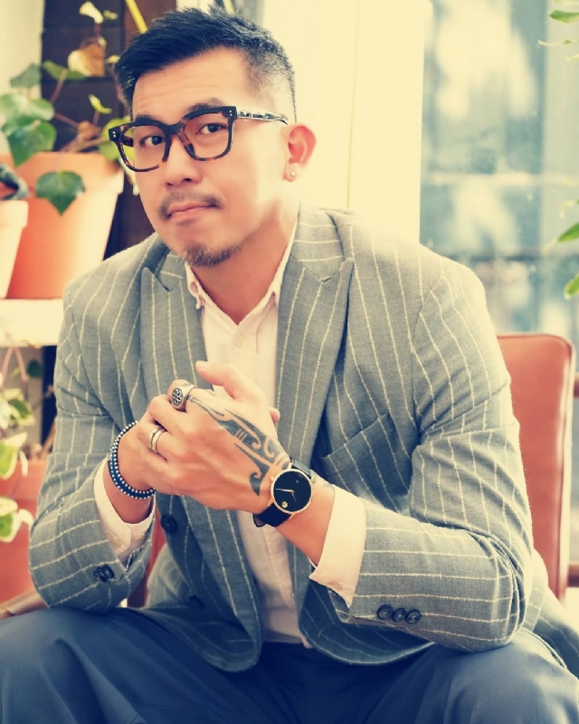 晚风渡半舟的第一张照片--新乡相亲服务中心