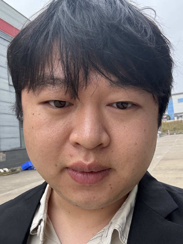 晴天的第二张照片--新乡相亲服务中心