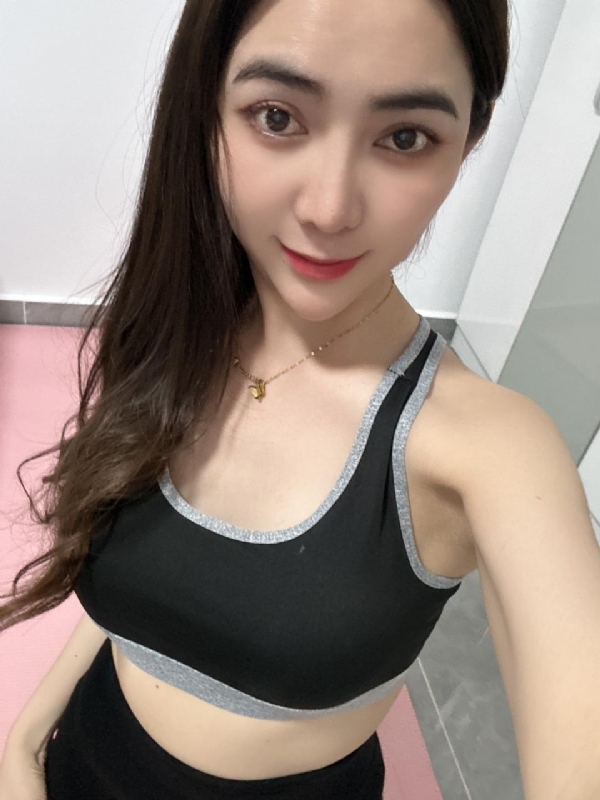 冰冰的第一张照片--新乡相亲服务中心