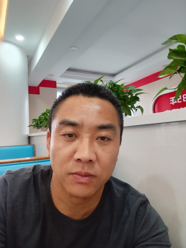 太阳的第三张照片--新乡相亲服务中心