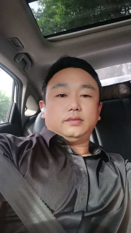 老烽的第一张照片--新乡相亲服务中心