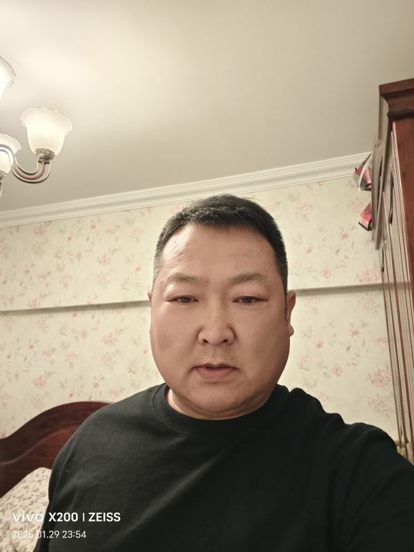 峰哥的第一张照片--新乡相亲服务中心