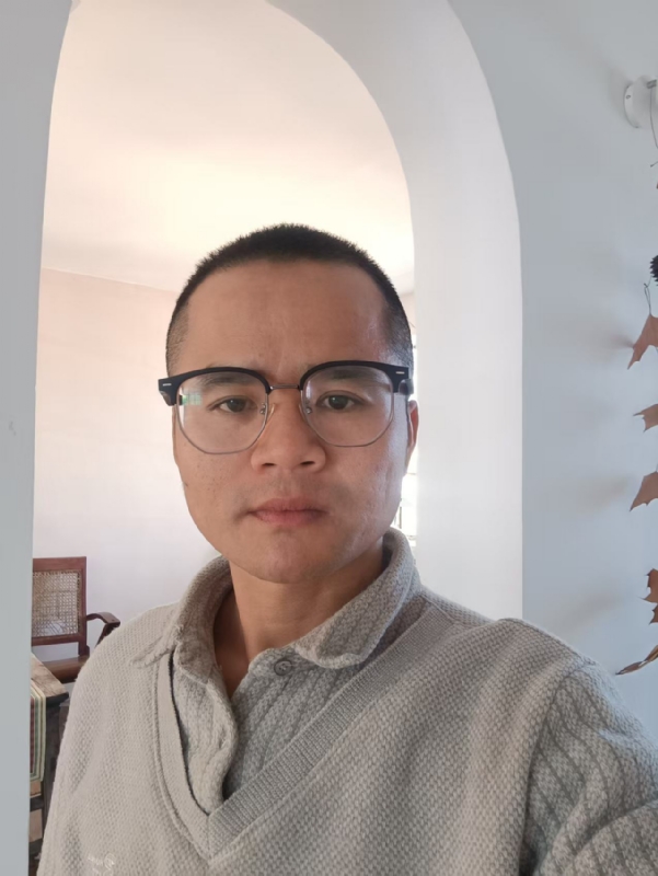 戴戴的第一张照片--新乡相亲服务中心