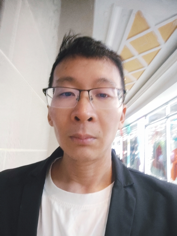 欣欣向荣的第一张照片--新乡相亲服务中心