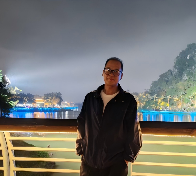 高山流云的第一张照片--新乡相亲服务中心